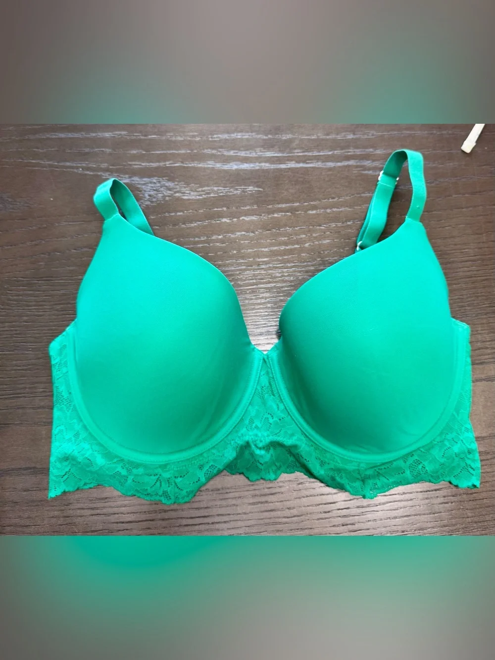 City Chic Green Lace Padded Underwire Contour Bra Size 38DDD